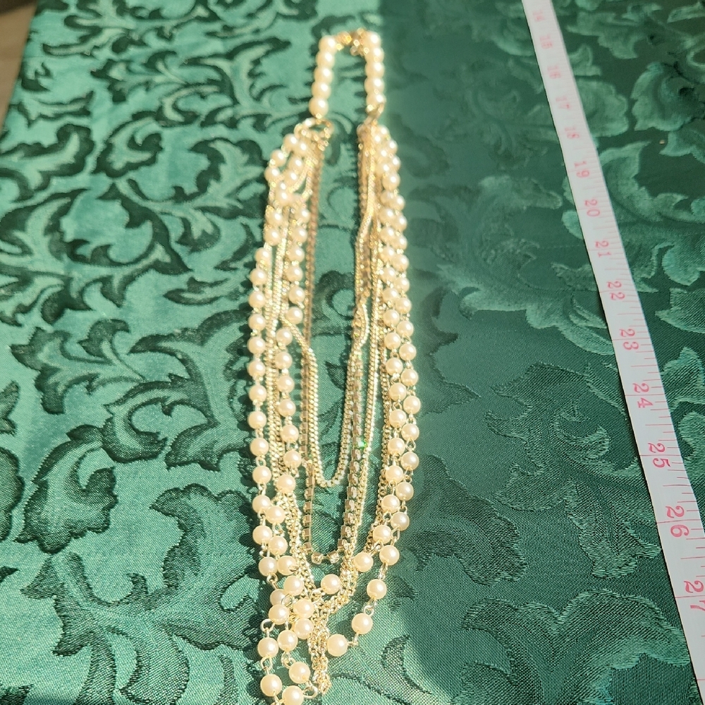 Elegant Gold and White Faux Pearl Necklace